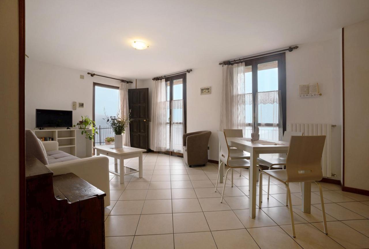 Stella Del Garda 2 Con Terrazza Appartement Tignale Buitenkant foto