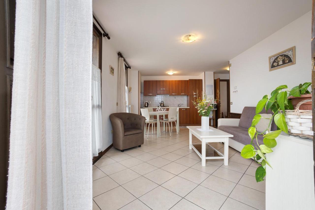 Stella Del Garda 2 Con Terrazza Appartement Tignale Buitenkant foto